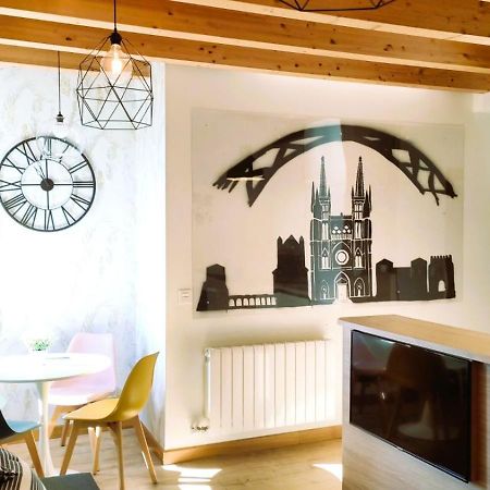 La Catedral Vut - Apt Para 4 Con Wifi En El Centro De Burgo Zewnętrze zdjęcie