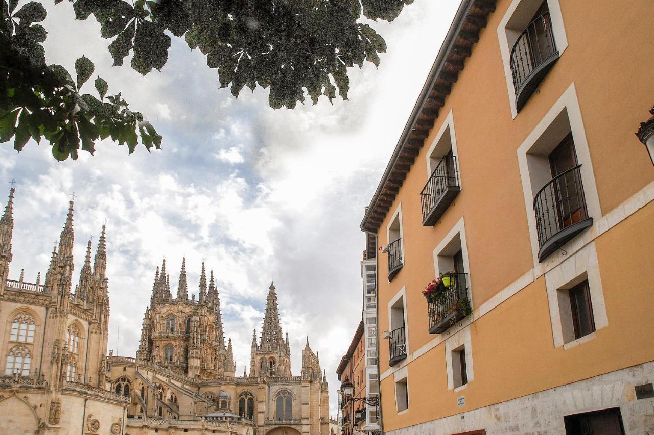 La Catedral Vut - Apt Para 4 Con Wifi En El Centro De Burgo Zewnętrze zdjęcie